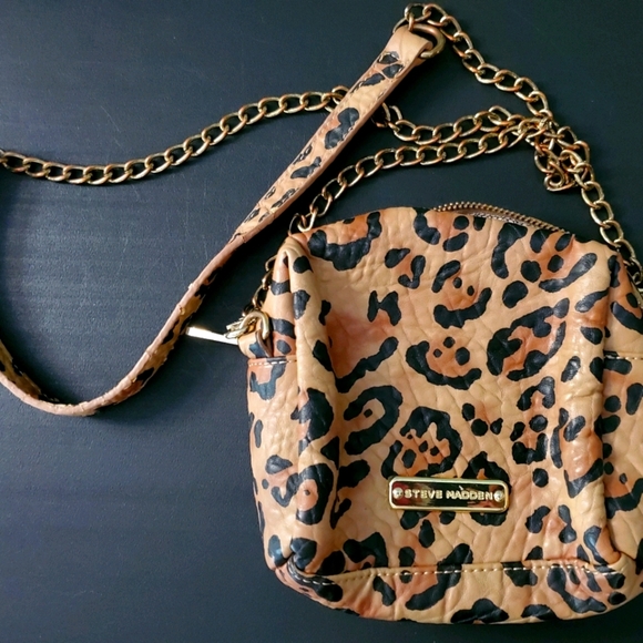Steve Madden Cross Body Bag - Picture 1 of 9